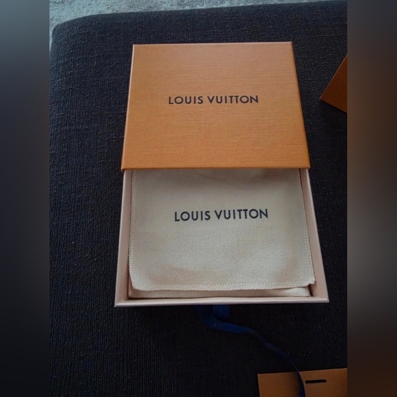 Louis Vuitton Romy Card Holder - Picture 13 of 14